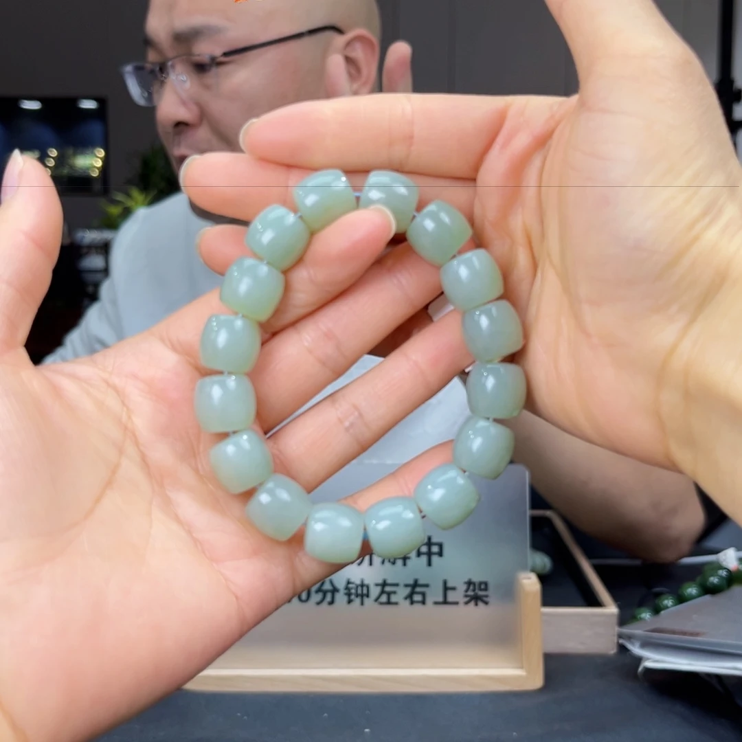 未镶嵌手链和田玉纯天然和田玉新疆且末天空蓝料14