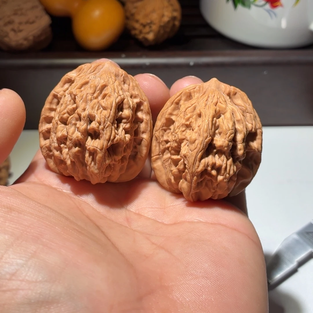 文玩核桃吊坠40虎头