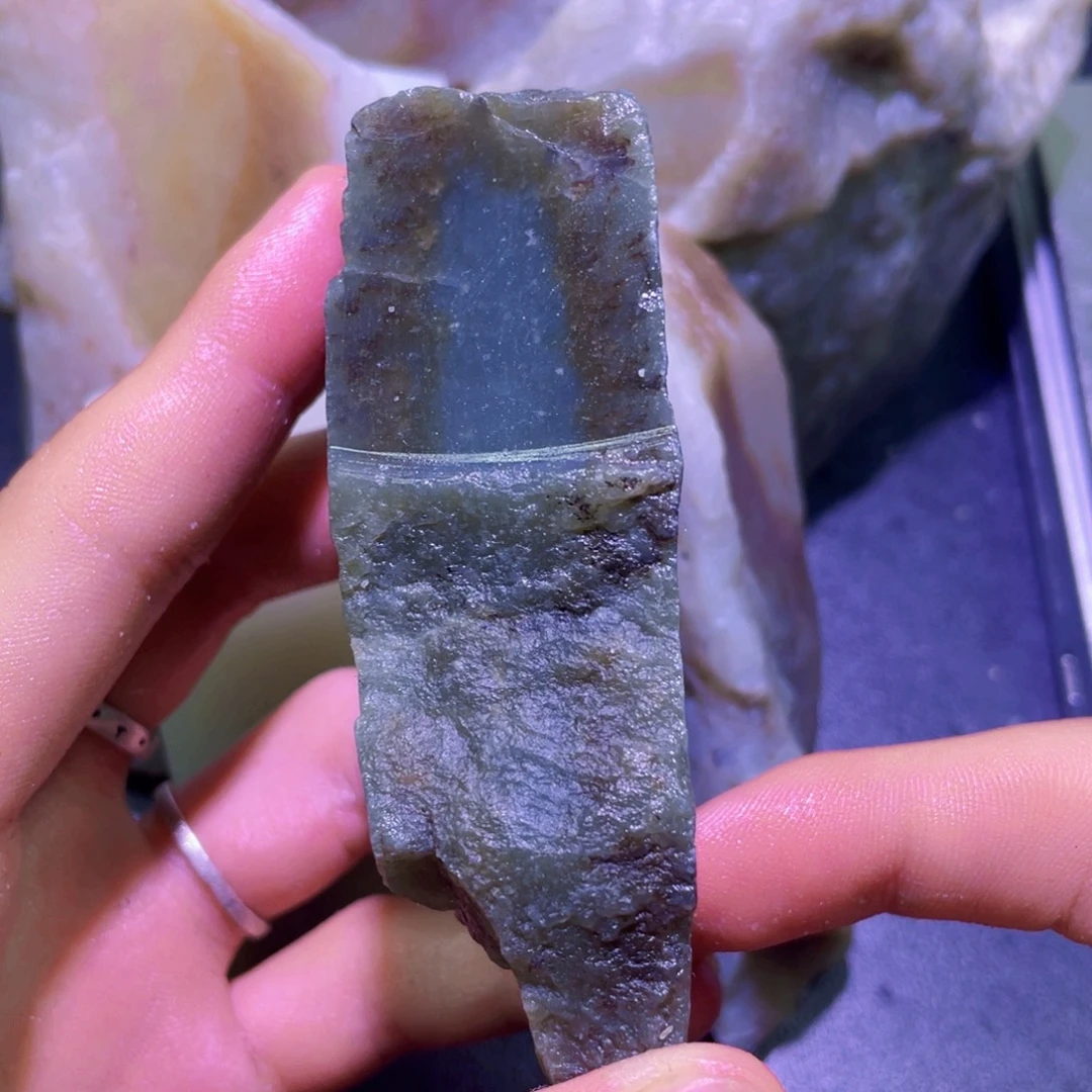 和田玉未镶嵌珠宝半成品