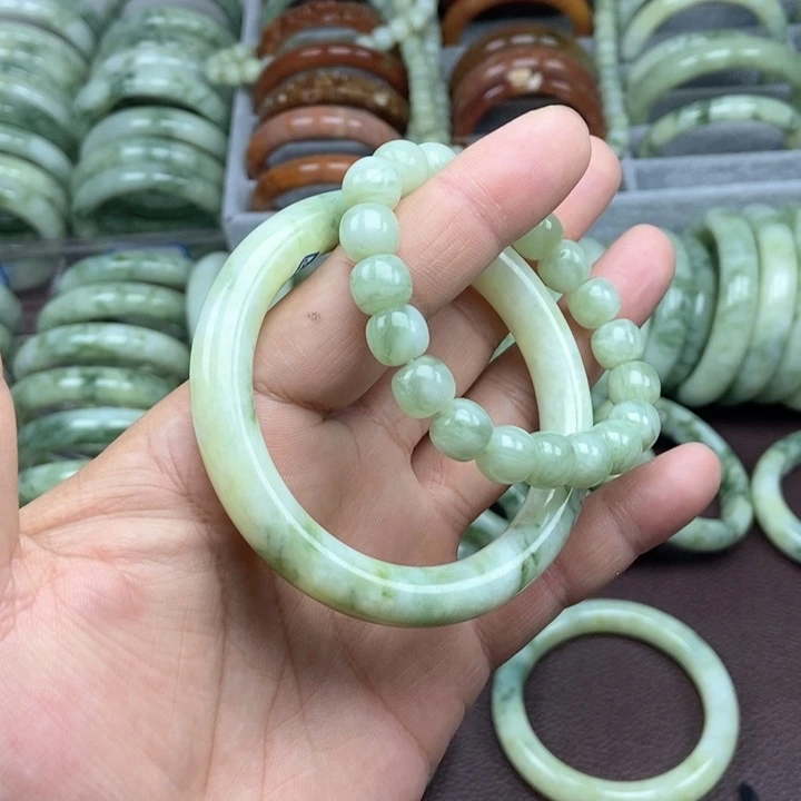 蛇纹石玉手镯未镶嵌缈**″