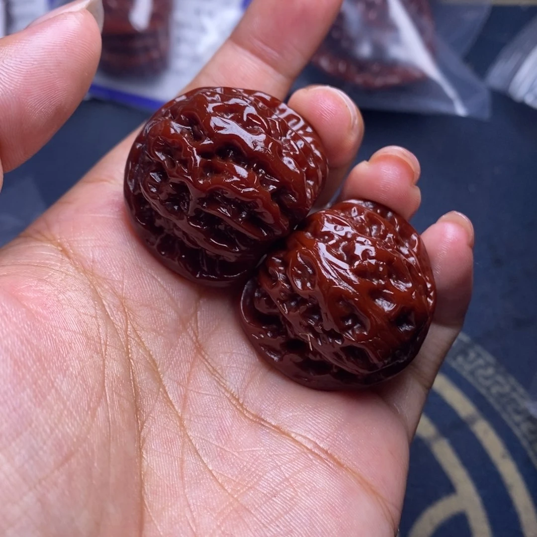 文玩核桃把件白狮子35