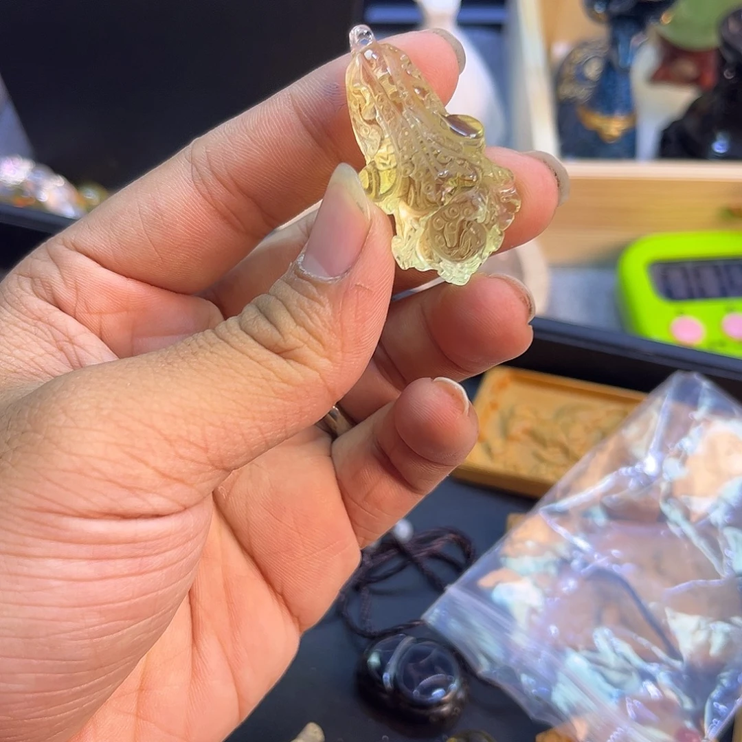 吊坠(不含链)未镶嵌水晶黄水晶