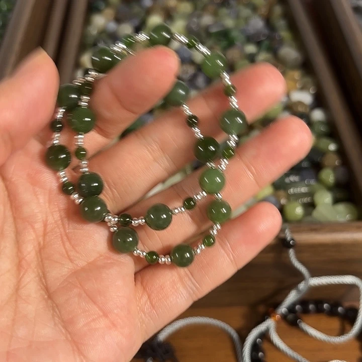 透闪石质玉未镶嵌手链