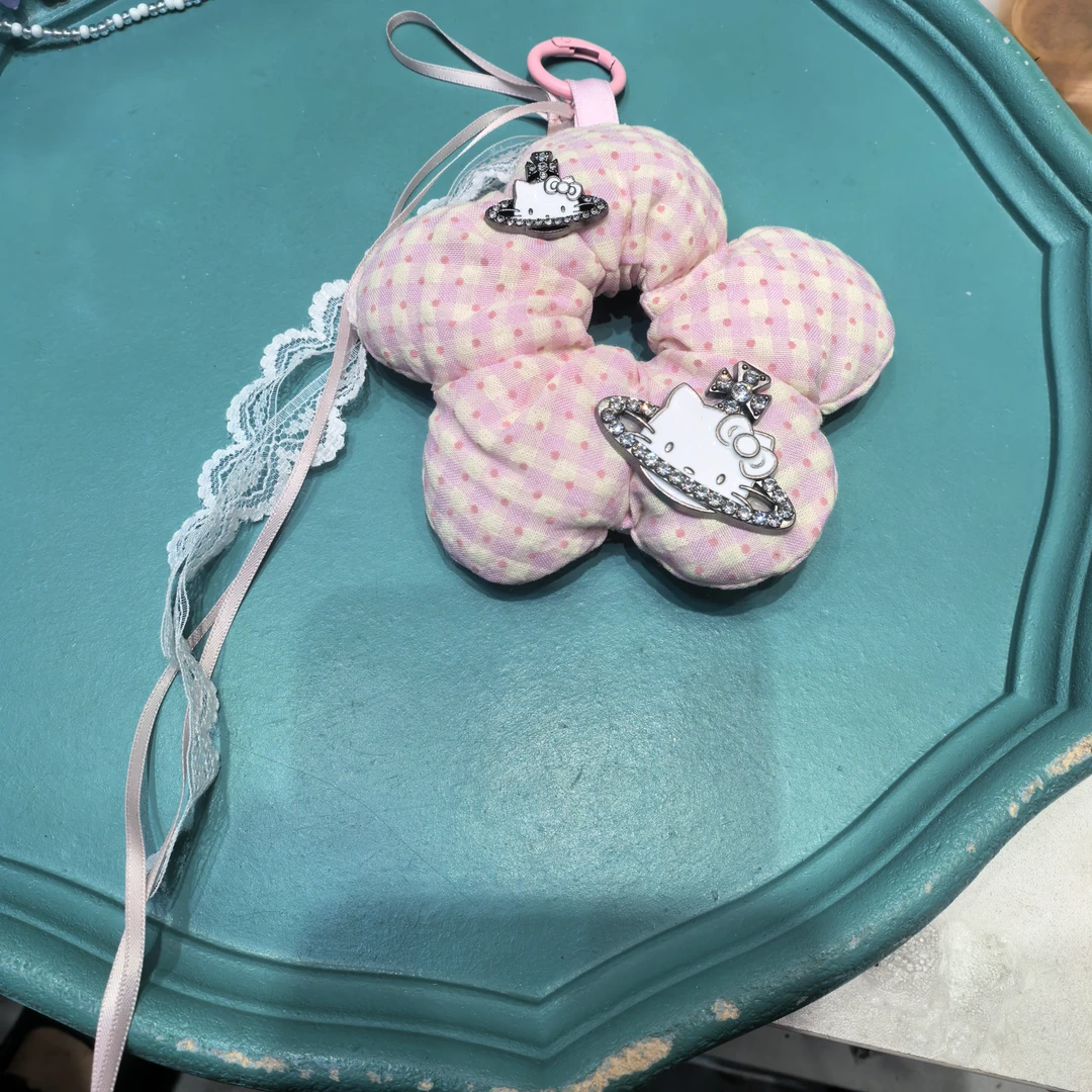 C337粉色波点花花星球KT包挂件