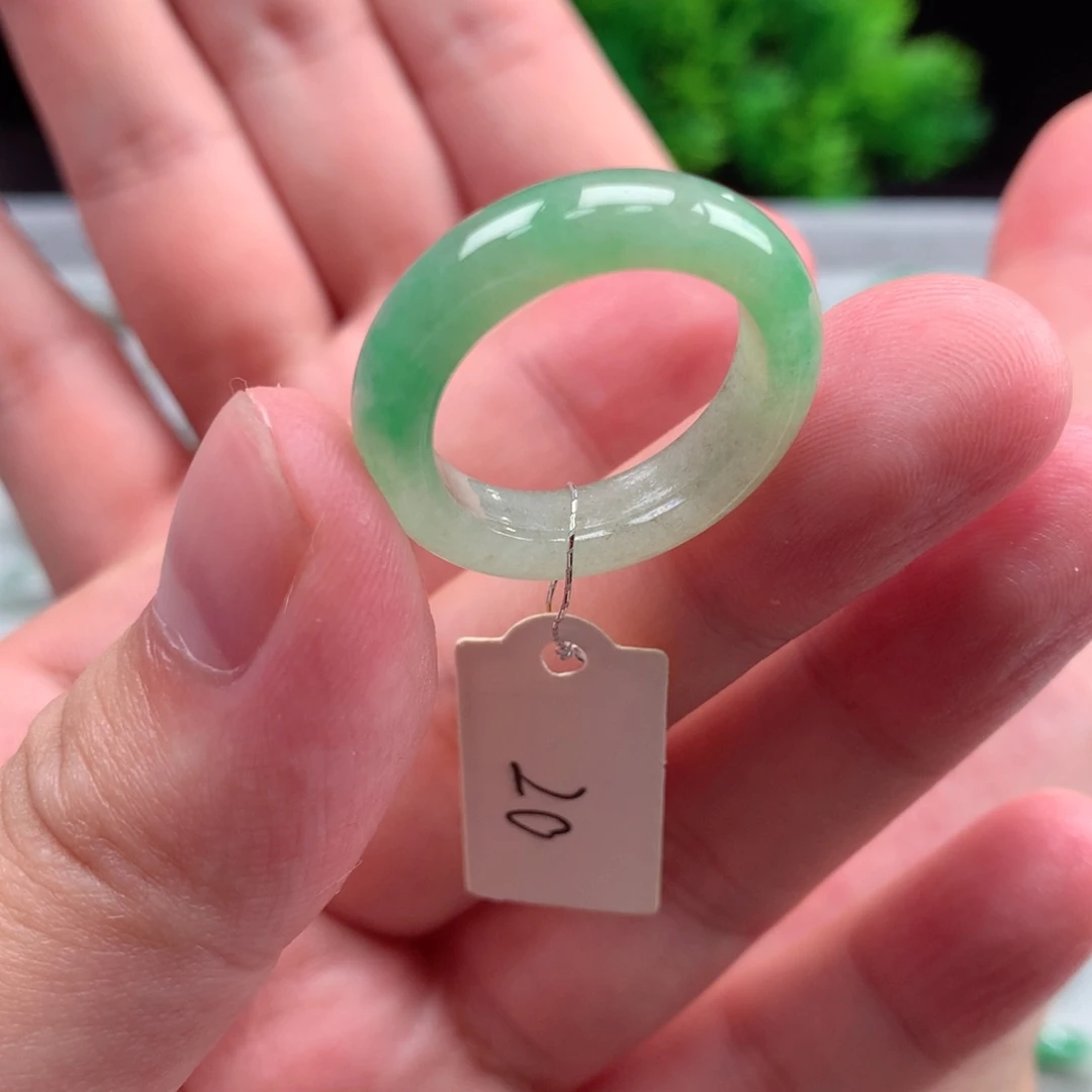 未镶嵌戒指翡翠天然