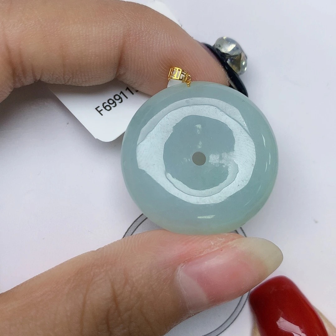 颈饰18K金镶嵌翡翠天然翡翠