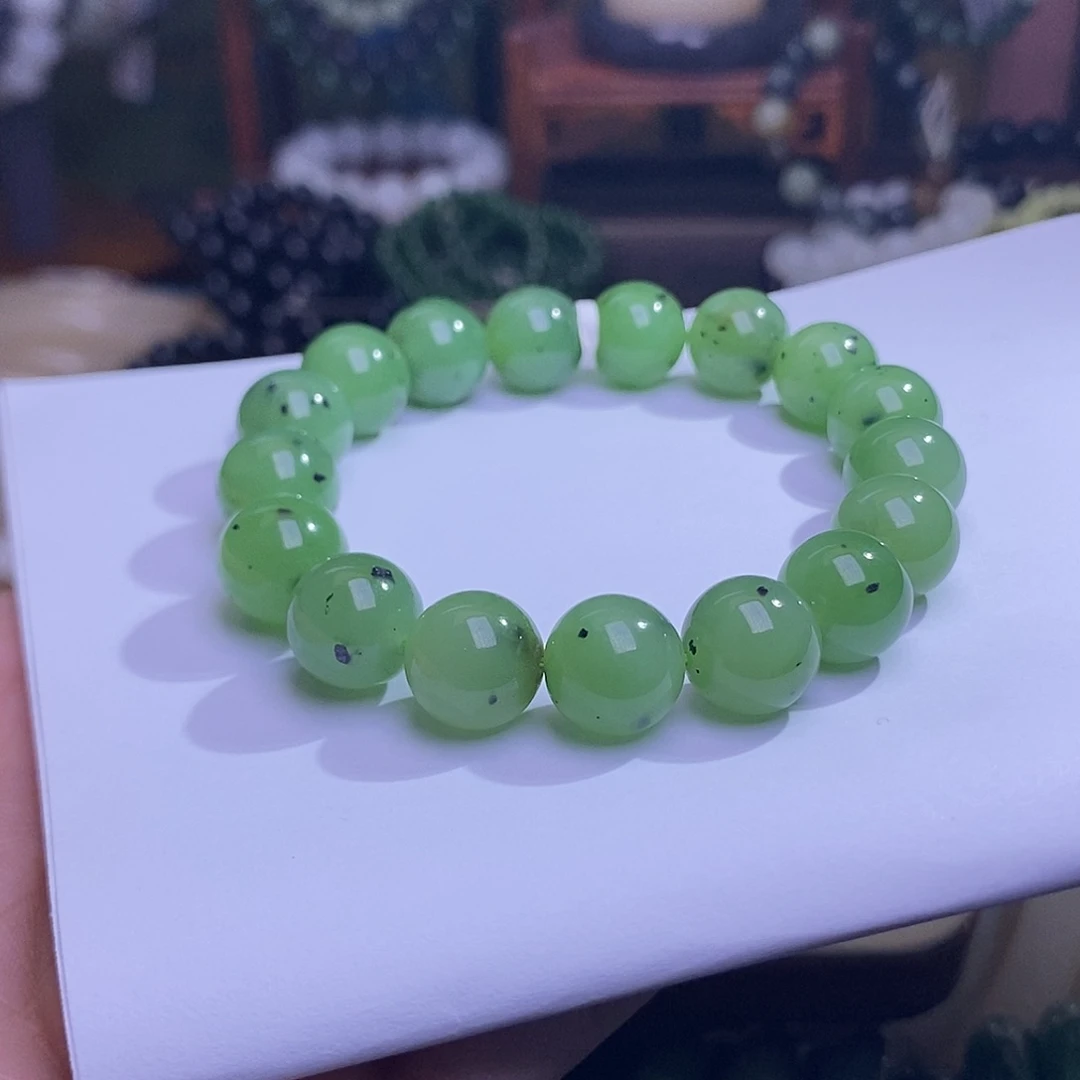 和田玉未镶嵌颈饰乌兰海猕猴桃苹果绿约12mm手串