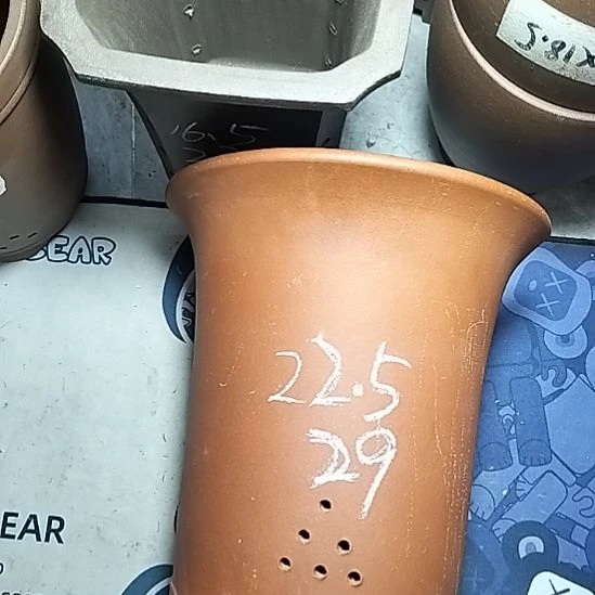 红泥莲花金钟一个