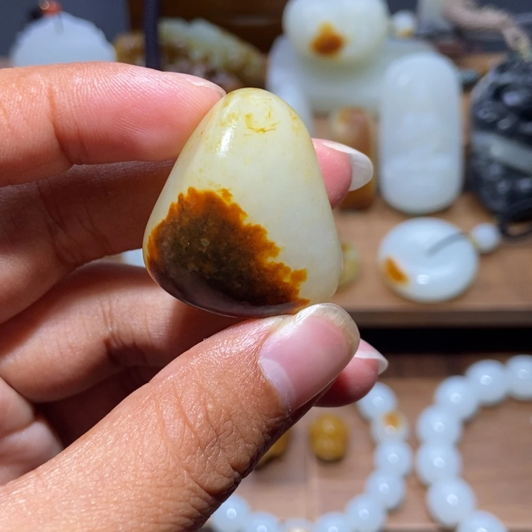 香***多颈饰未镶嵌和田玉