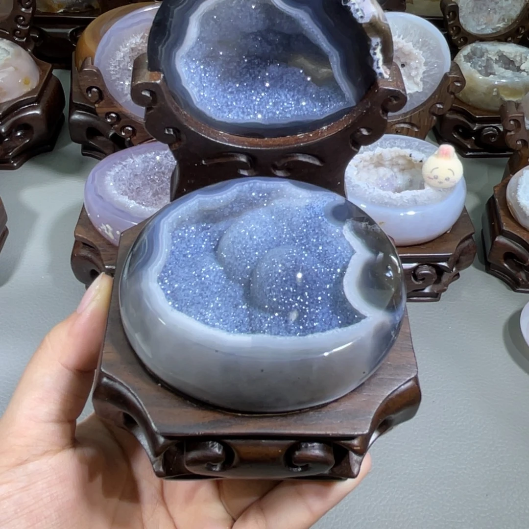 大型摆件（非配饰）未镶嵌水晶聚宝盆