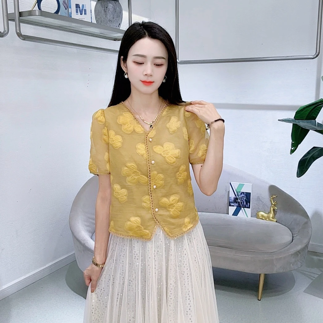 A8500休闲短袖衬衫夏季新款时尚减龄百搭洋气V领上衣