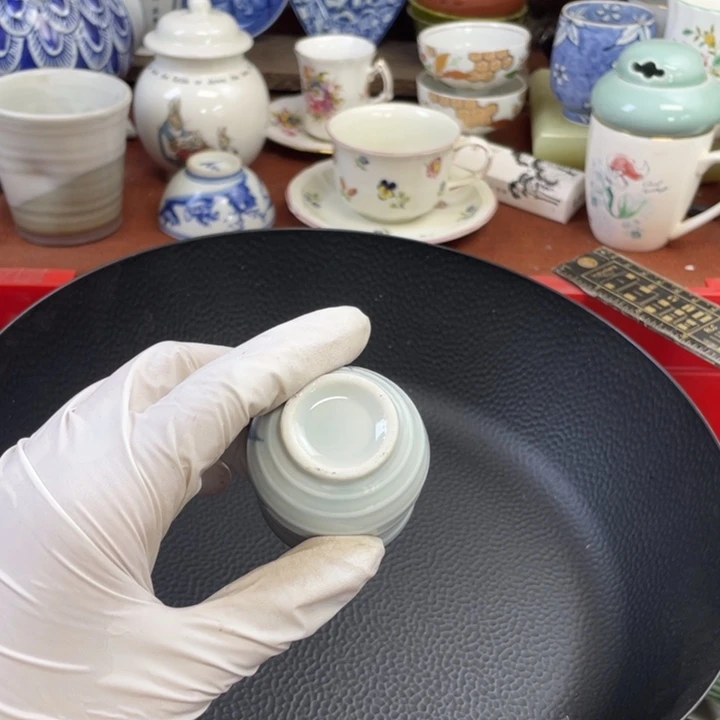 他家瓷器真美…开播了
