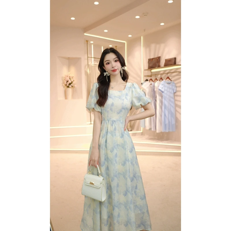 艾格夏季法式新款时尚休闲通勤连衣裙女显瘦气质温柔感碎花长裙