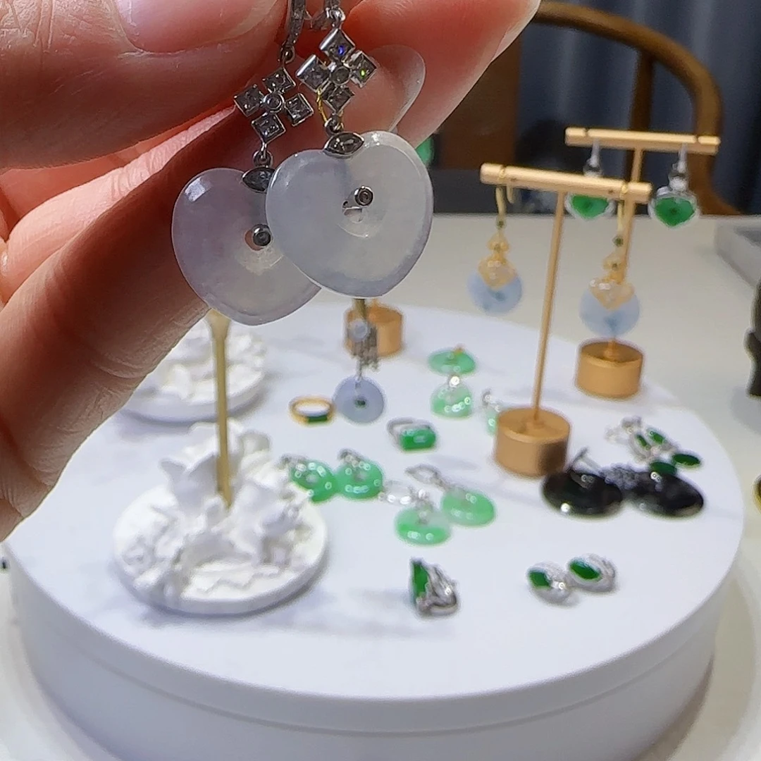 翡翠耳饰18K金镶嵌天然缅甸a货翡翠