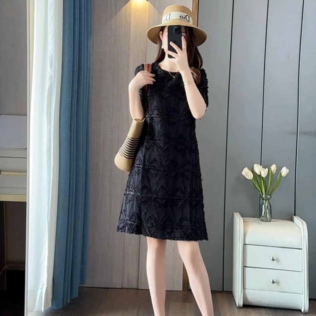 2025夏季气质名媛圆领宽松遮肉显瘦裙子小个子法式高级感连衣裙女