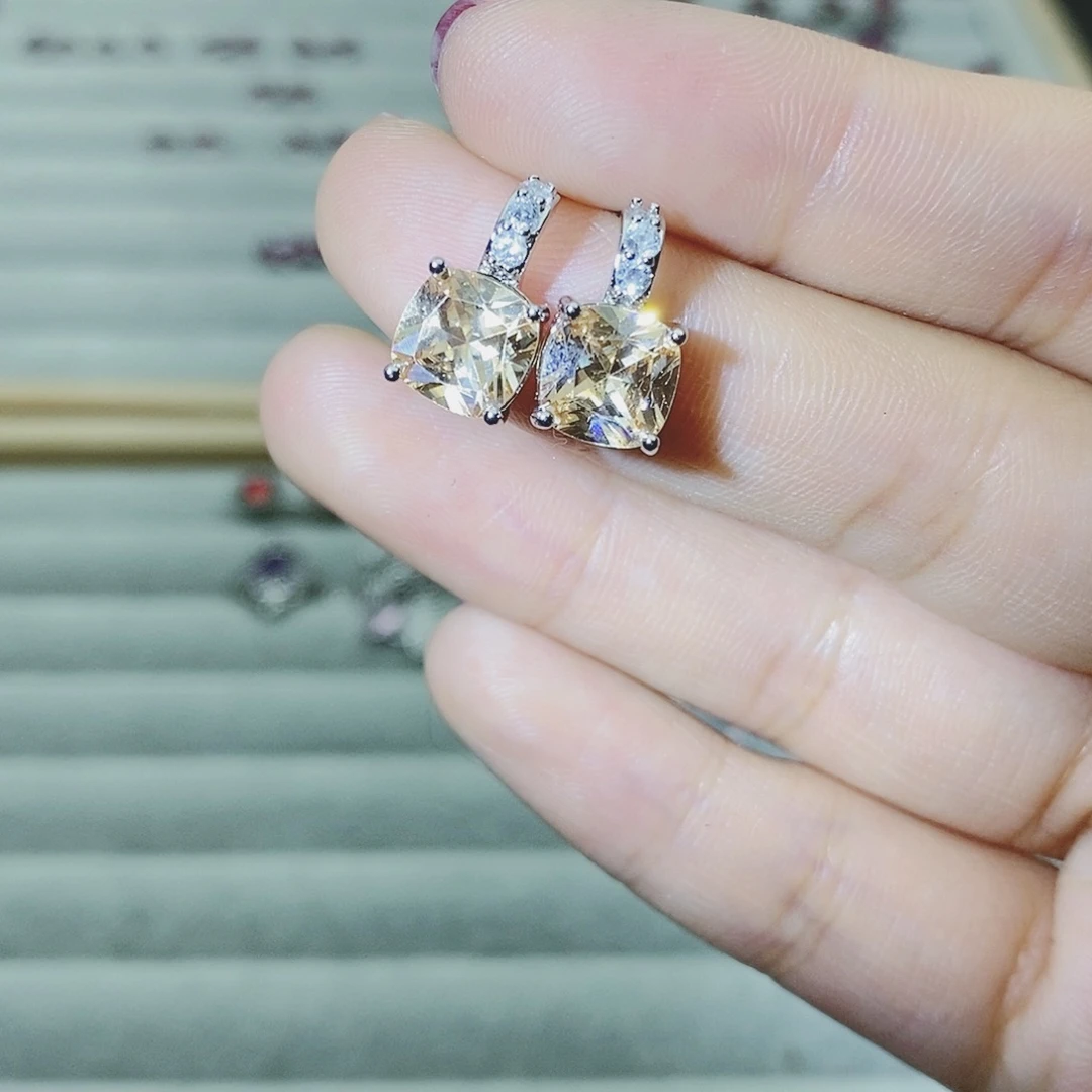 【闪购商品】托帕石耳饰银S925镶嵌