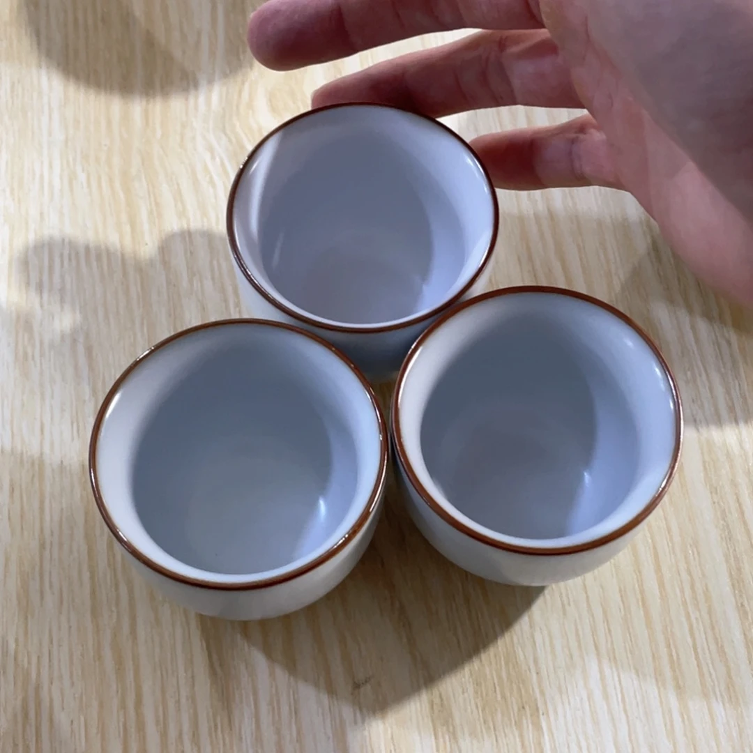 瓷片小微瑕。。。。。。。。。。。