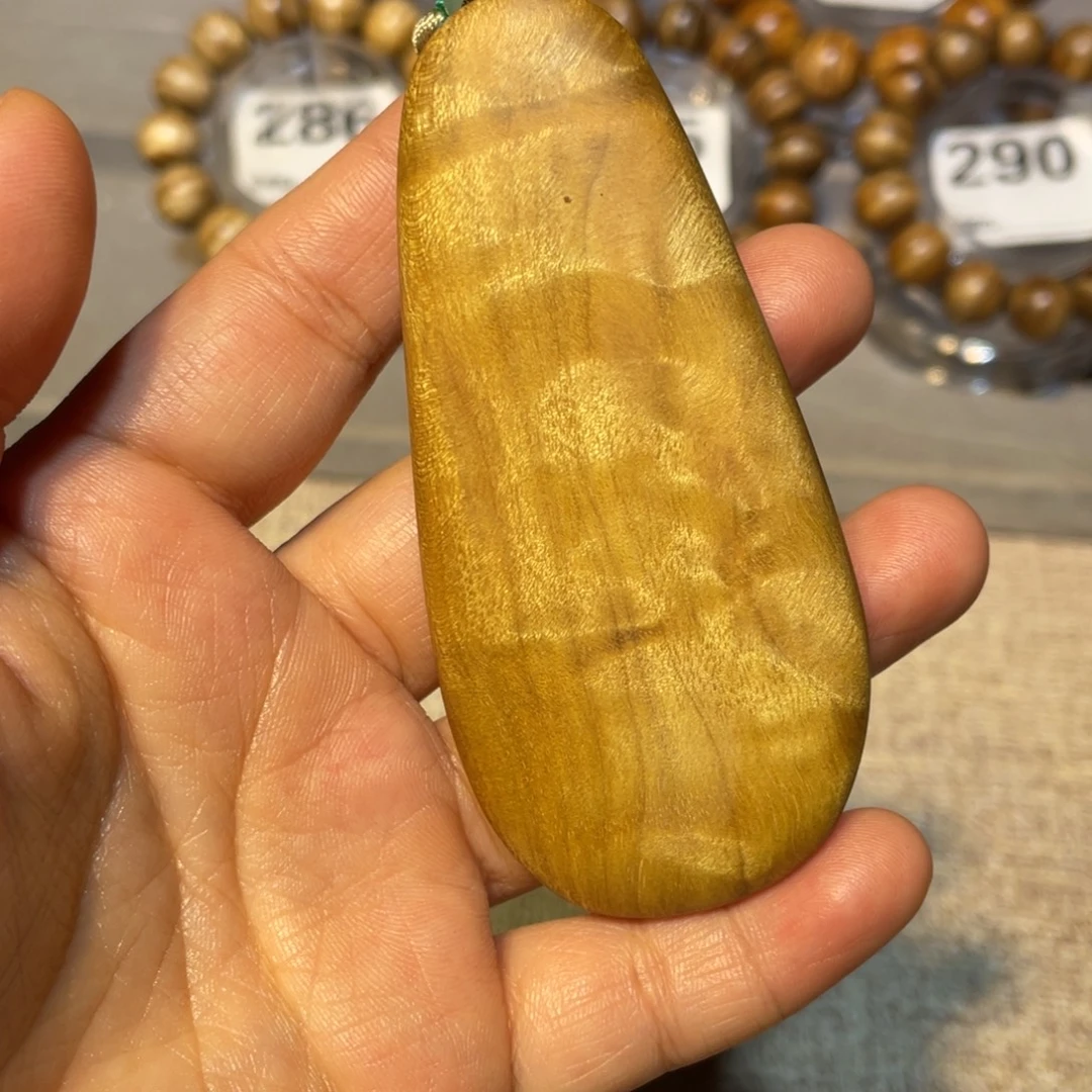 其他楠木（金丝楠）吊坠