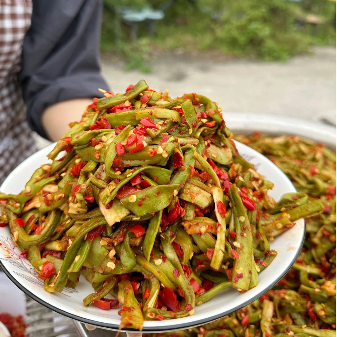 湖南香辣剁椒贡菜脆爽下饭开盖即食开胃下饭菜280克一瓶