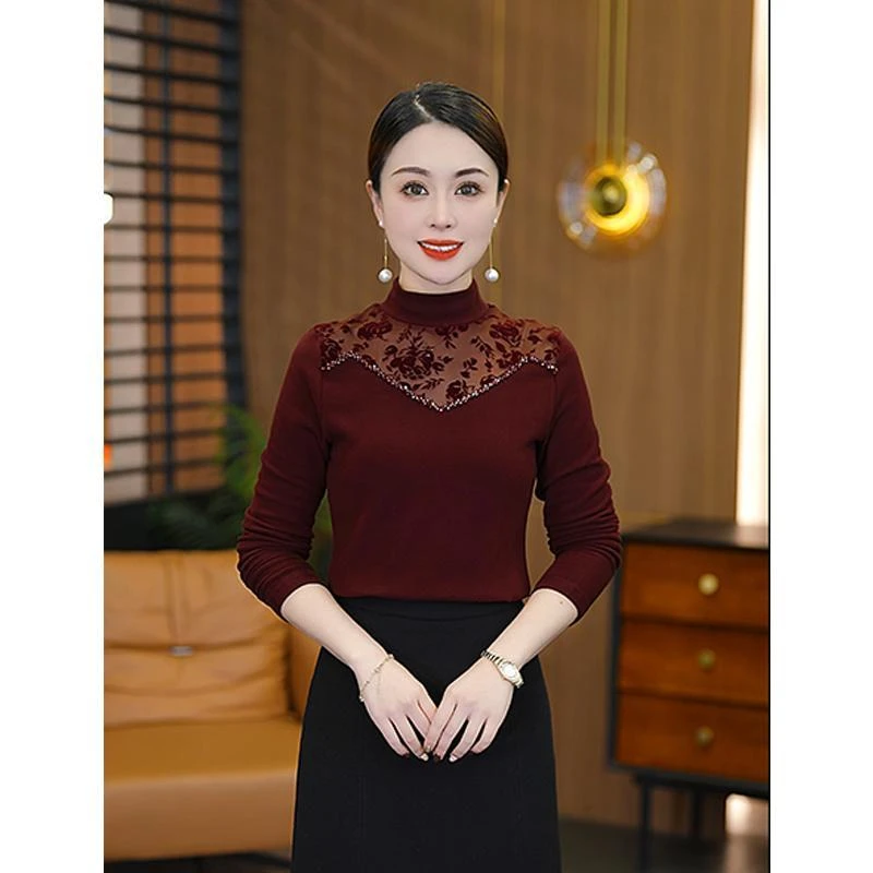 蕾丝拼接钉珠加绒半高领打底衫女秋冬遮肉显瘦小衫修身设计感上衣