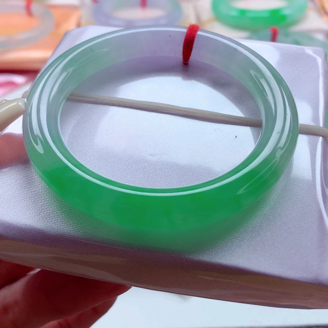 翡翠未镶嵌手镯50.8冰阳绿春彩宝藏毕业 敏