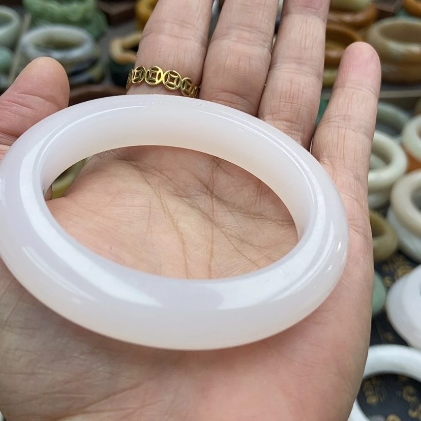 【闪购商品】石英质玉手镯58未镶嵌遇****乐