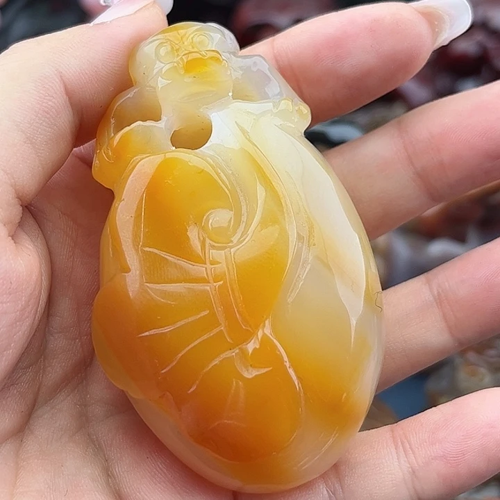 玛瑙手饰未镶嵌龟*