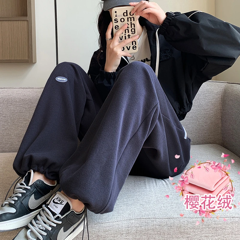 白灰色运动裤女春秋厚款冬季宽松大码直筒灰色休闲阔腿