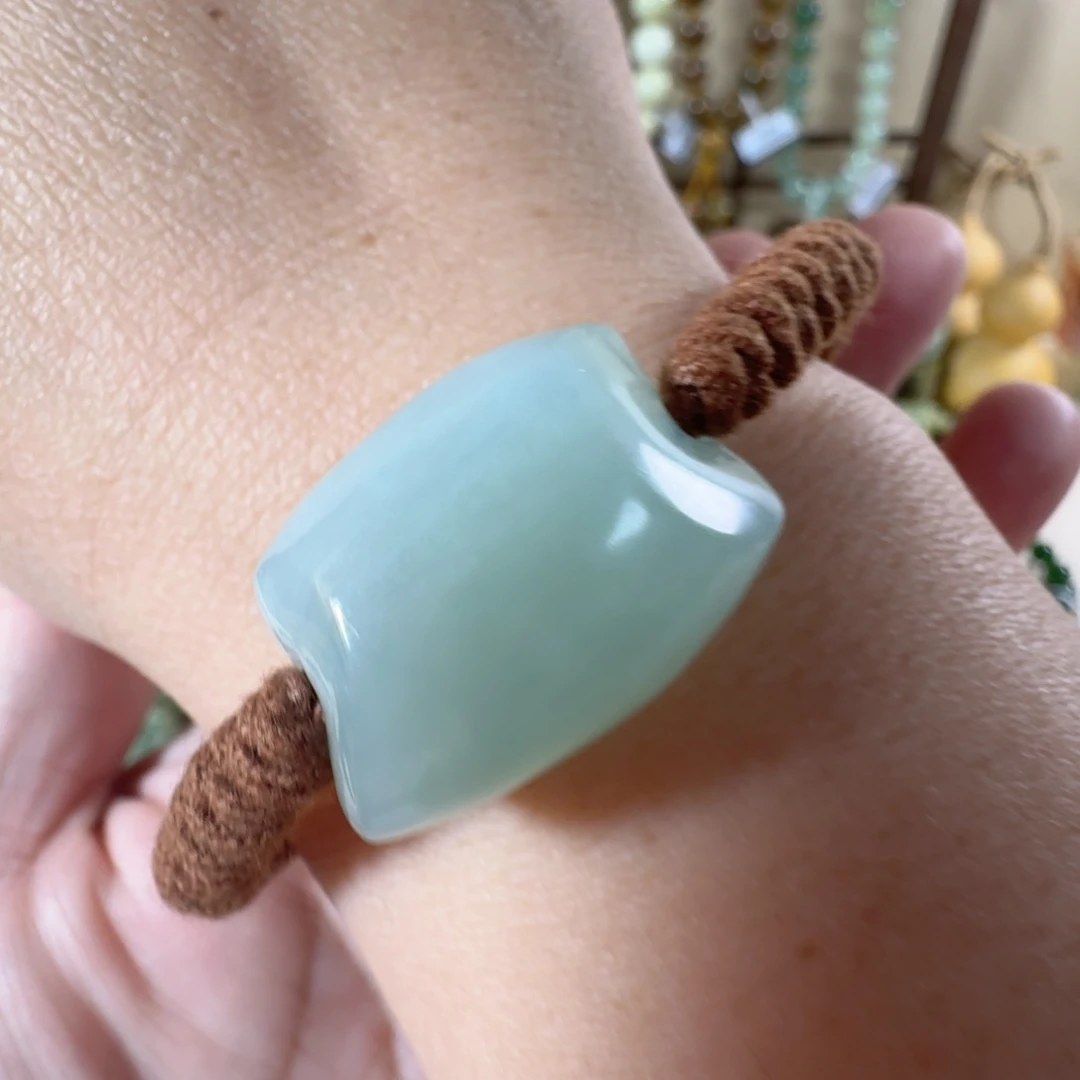 蛇纹石玉未镶嵌手绳