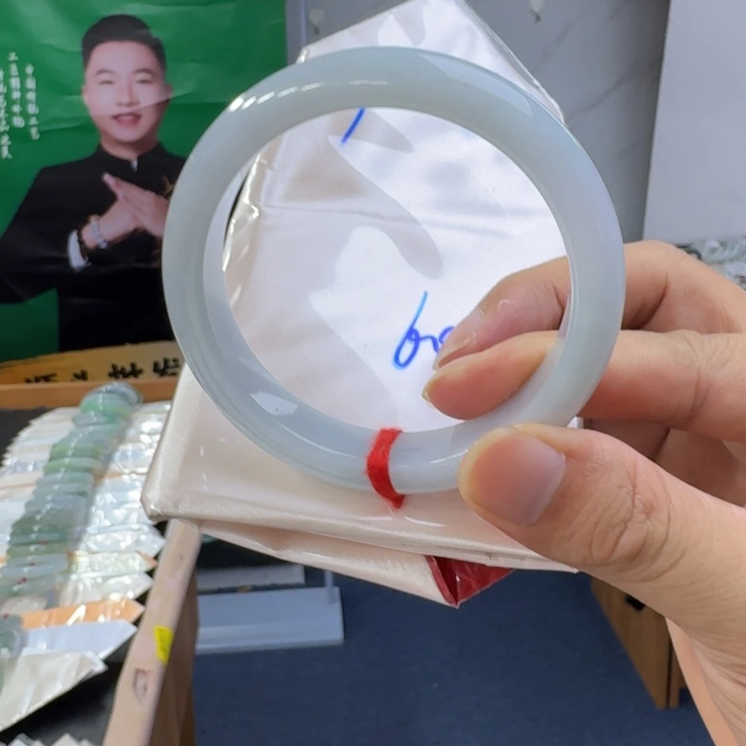 翡翠手镯未镶嵌纯天然缅甸翡翠A货
