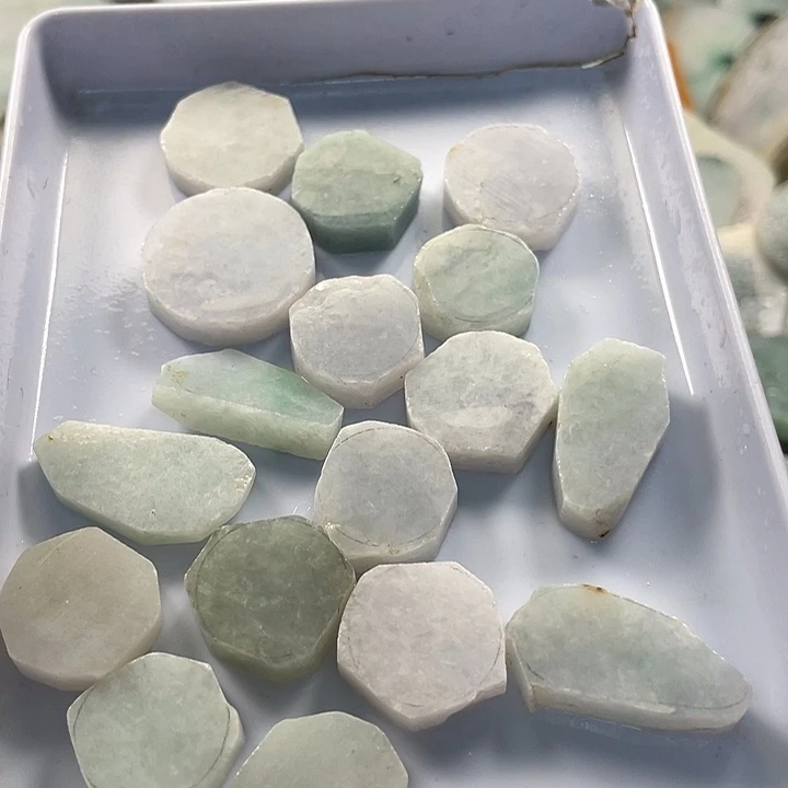 裸石翡翠18000000000