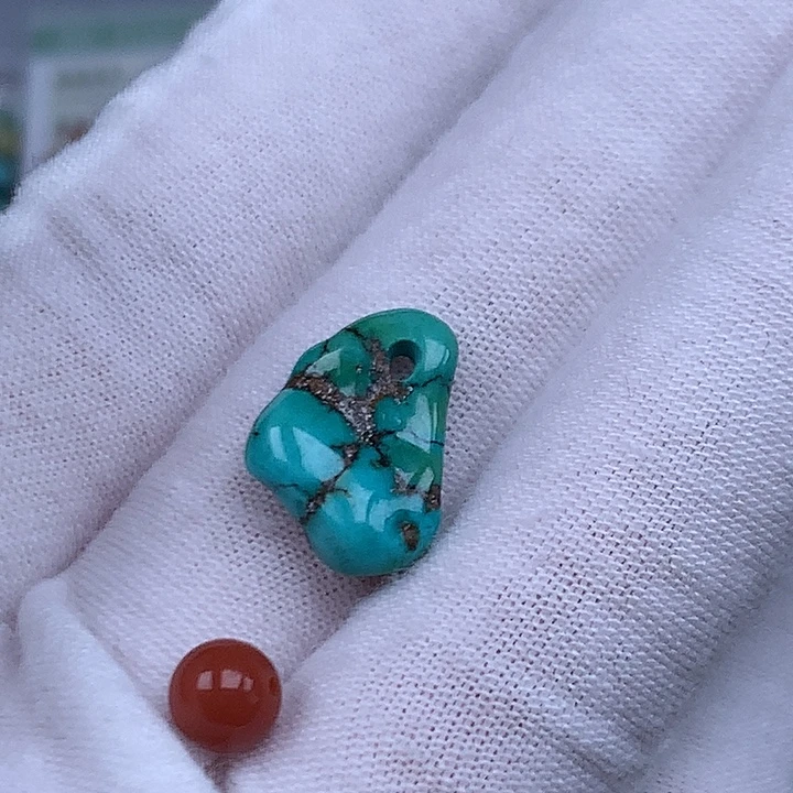 南红玛瑙未镶嵌珠宝奇石