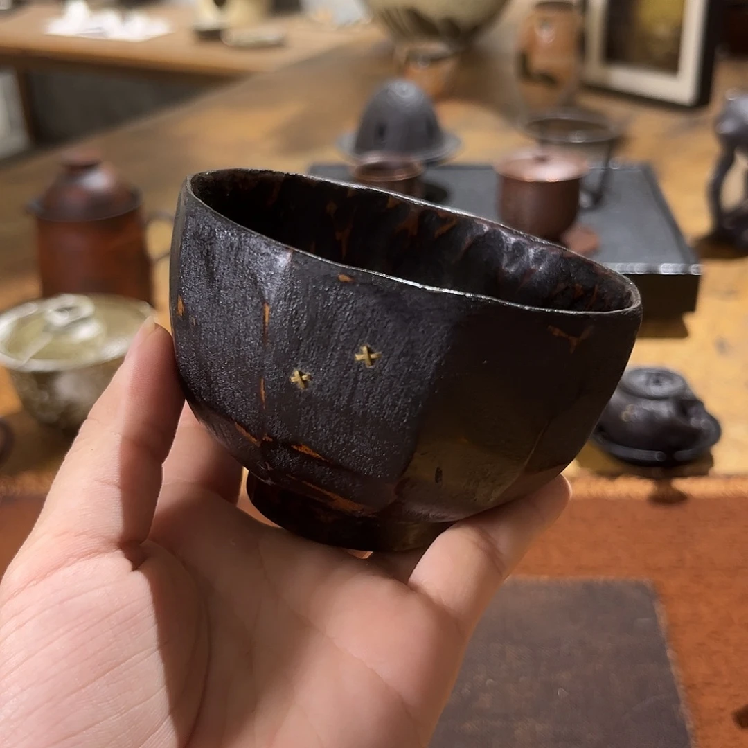 景德镇鱼和熊手工陶艺