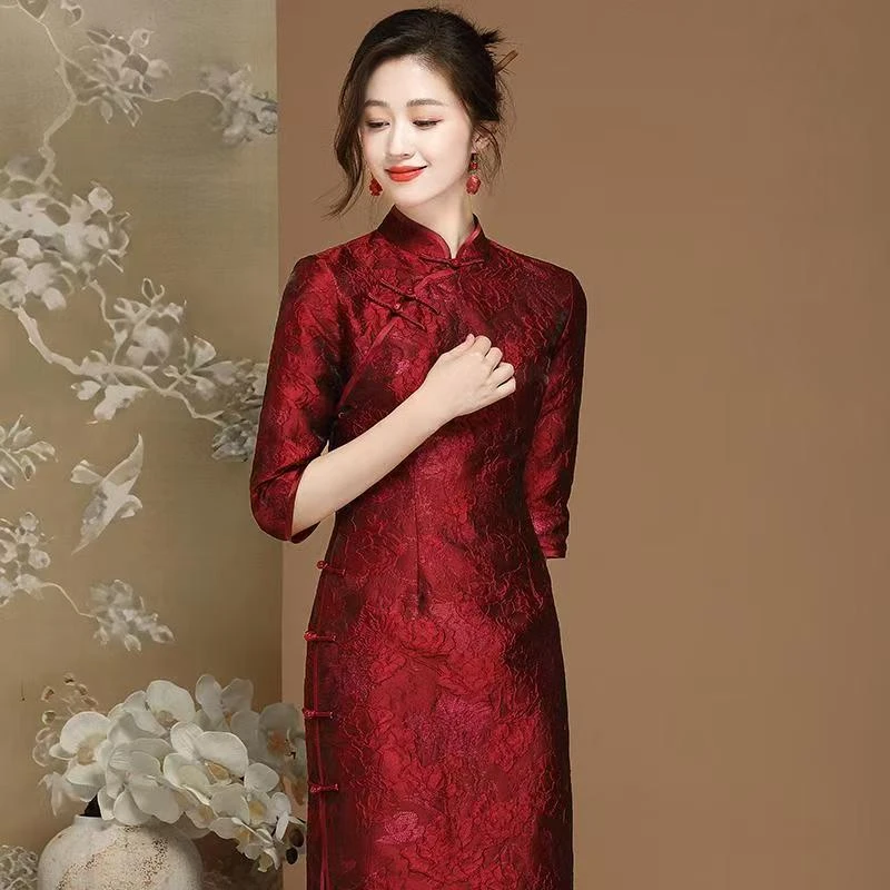 【千蚕云锦】喜妈妈礼服2025新款爆款旗袍国风提花暗红敬酒服24350