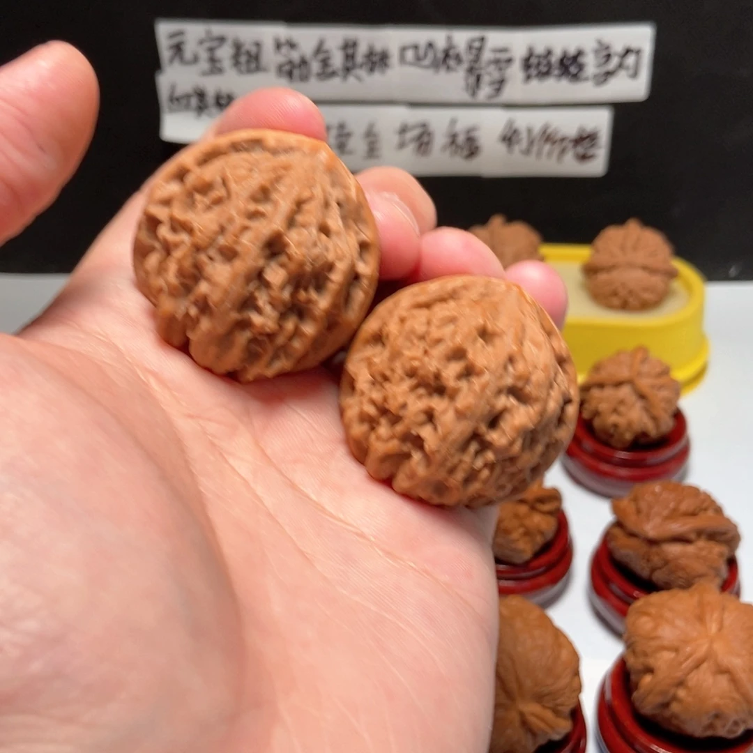 吊坠文玩核桃金麒麟40尺31