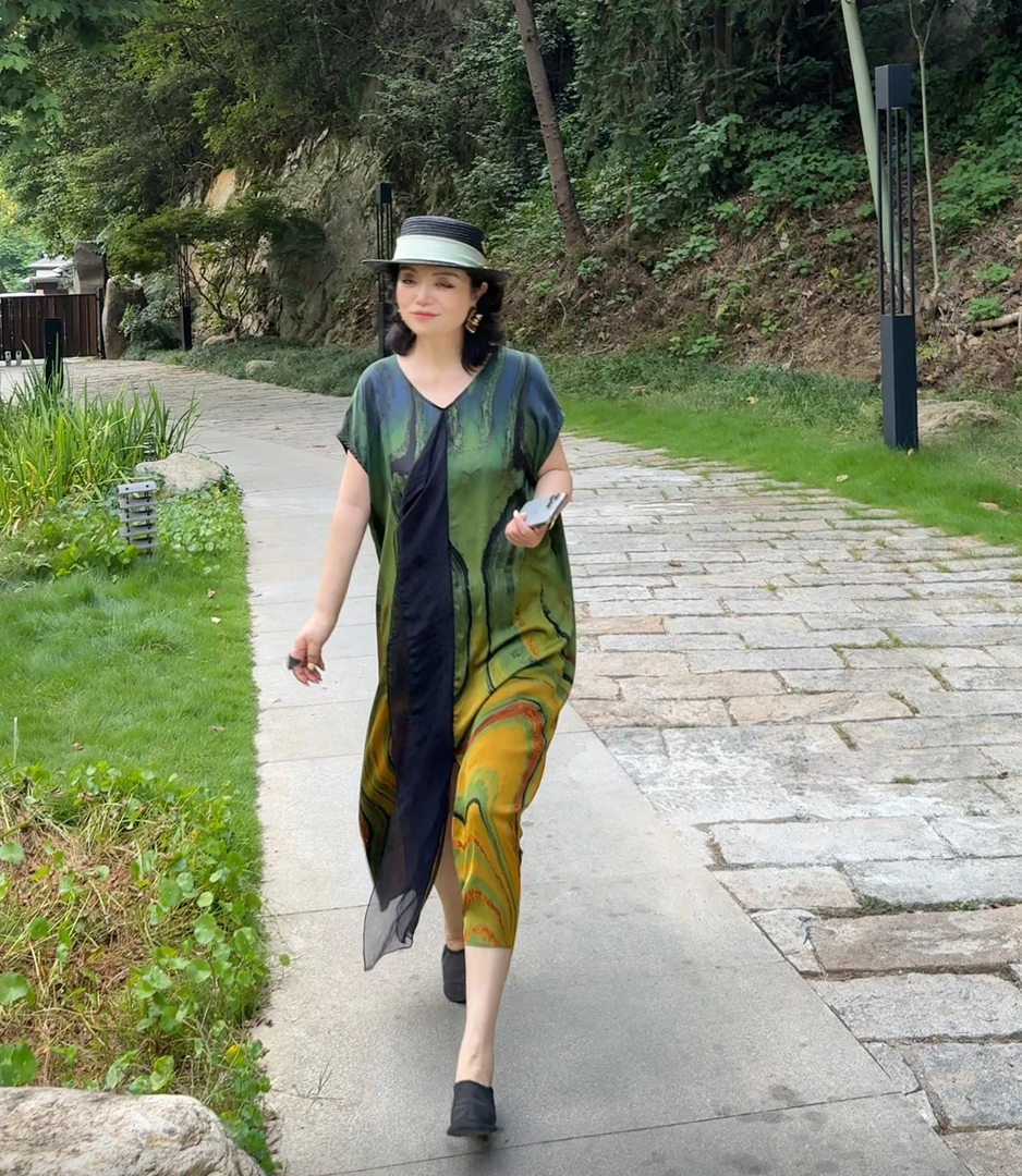 篱君【幻夏】2032夏季复古印花飘纱连衣裙飘逸国风显瘦气质长裙女