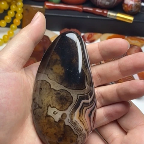 未镶嵌玛瑙/玉髓珠宝奇石