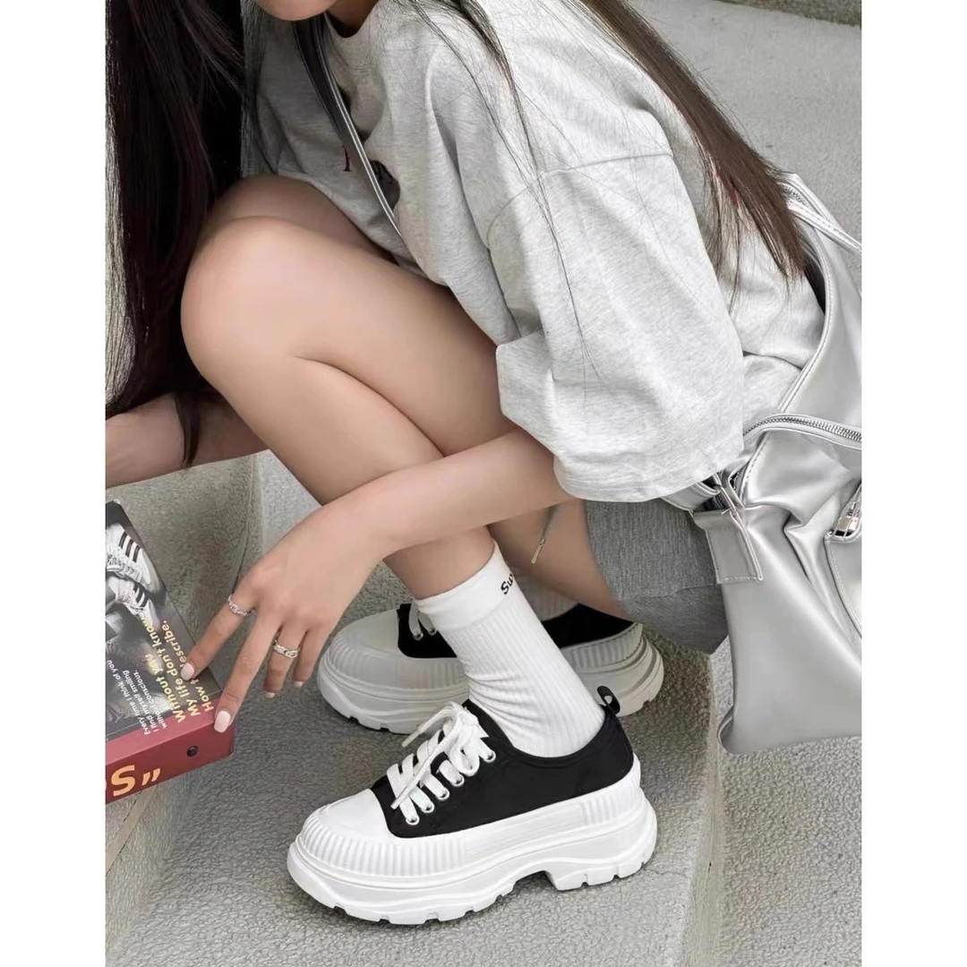 C5148   黑色  时尚厚底圆头系带女休闲板鞋