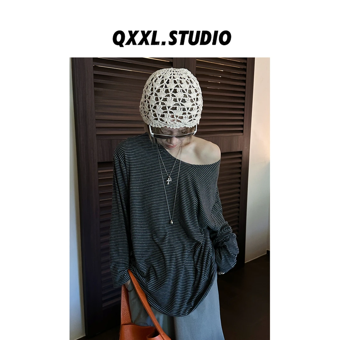 邱小小丽呀 早秋条纹长袖一字肩T恤女宽松显瘦高级感打底上衣