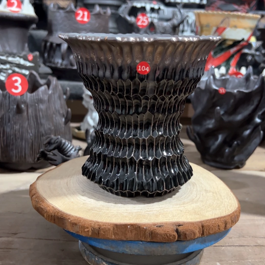 104号，瑕疵，口12高13.5