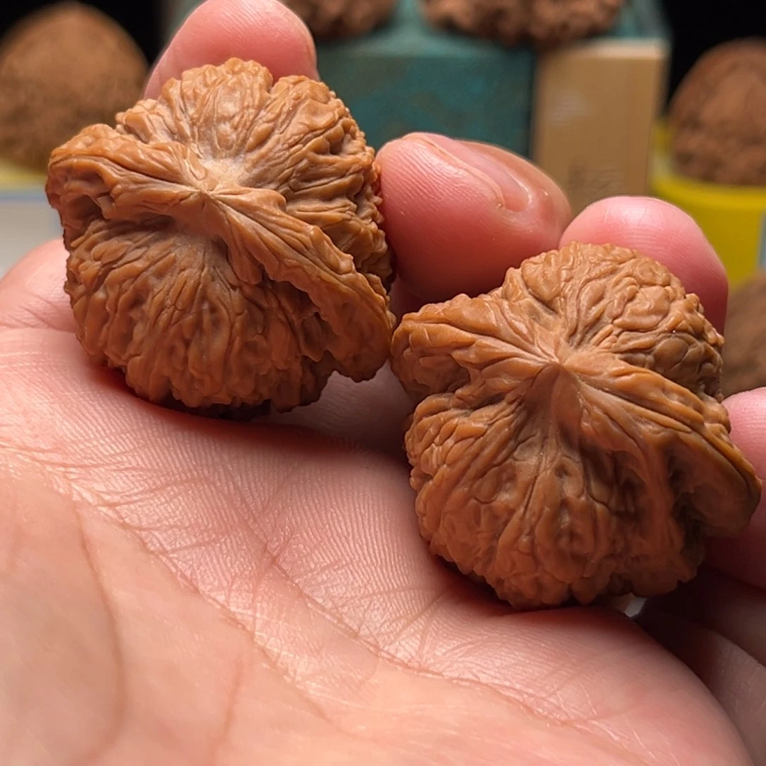 把件文玩核桃给**?福利南疆石