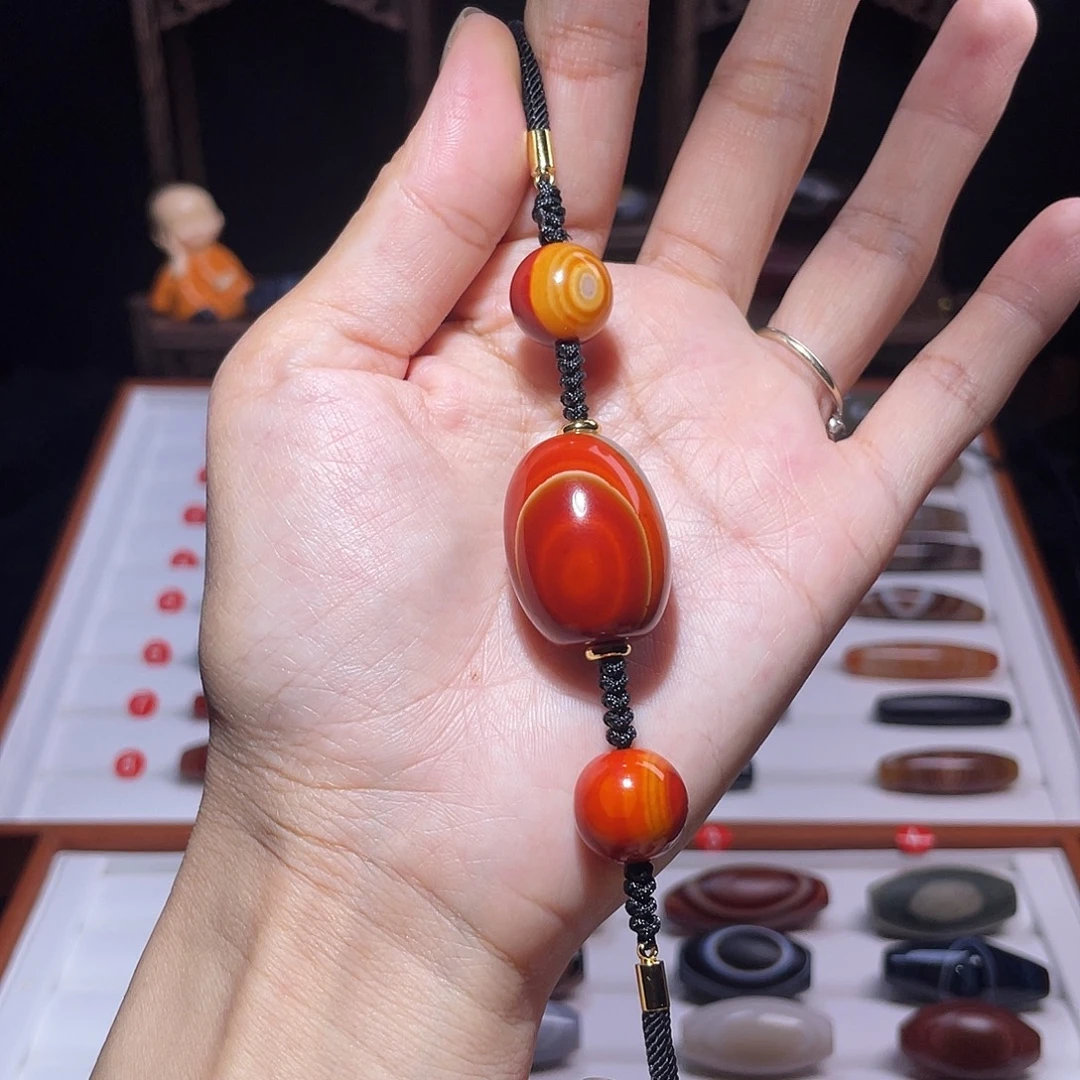 玛瑙/玉髓未镶嵌吊坠(赠链)