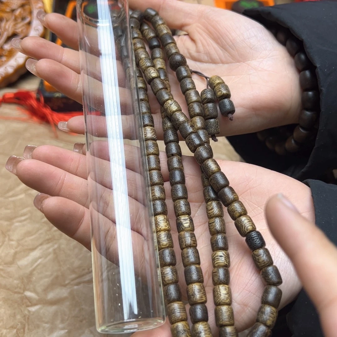 大叶紫檀（黑酸枝木类）