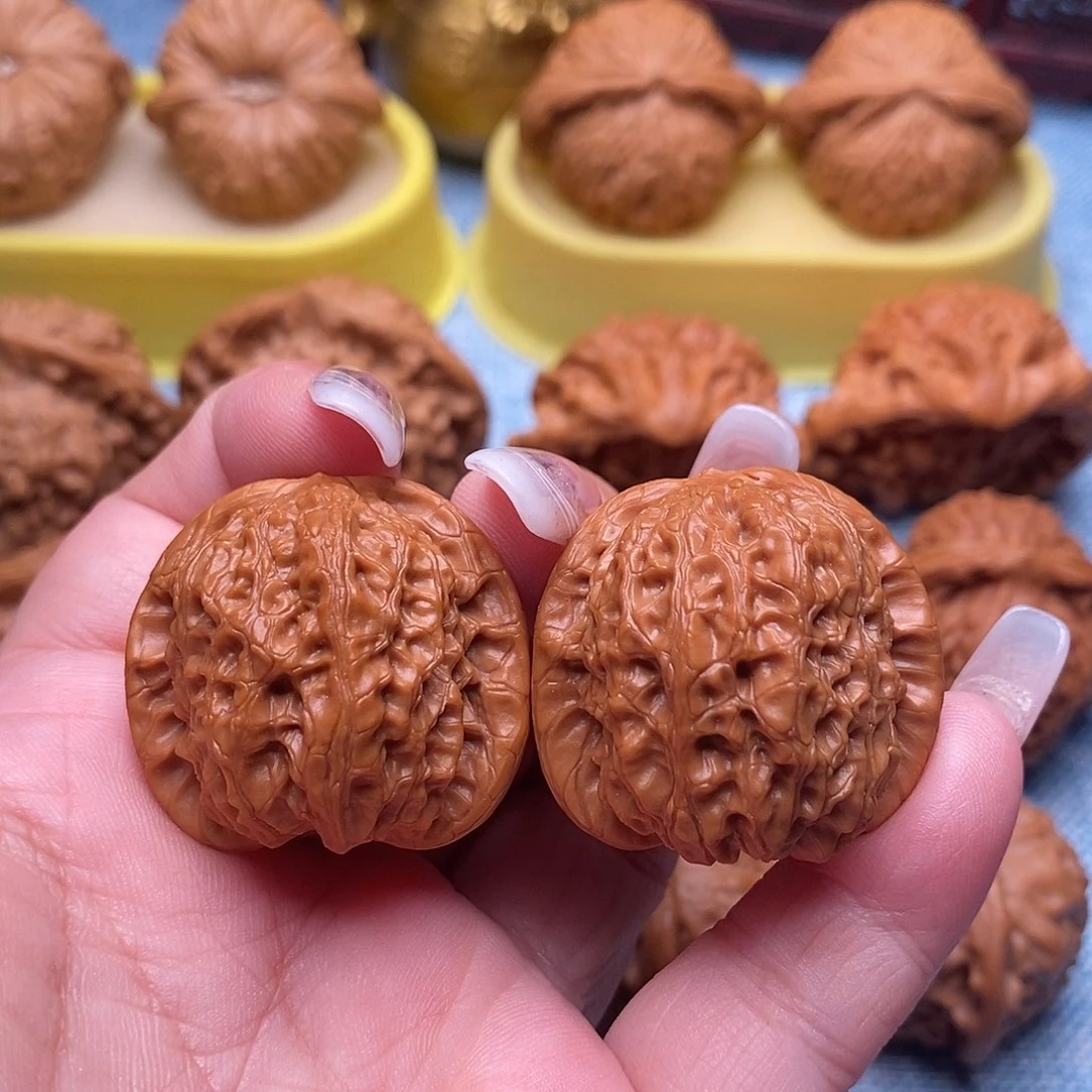把件文玩核桃精品血麒麟34尺