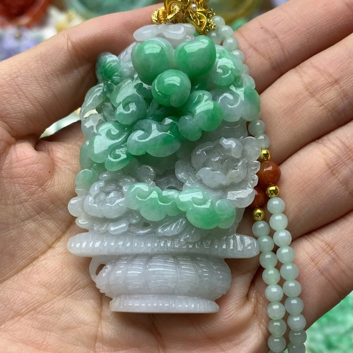 颈饰未镶嵌翡翠翡翠