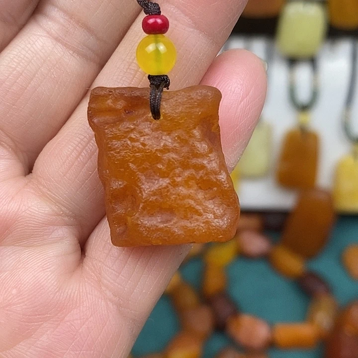 琥珀未镶嵌颈饰手机挂件