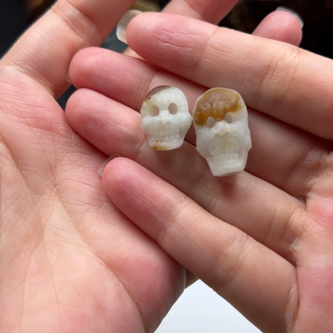 定制翡翠未镶嵌尸陀林