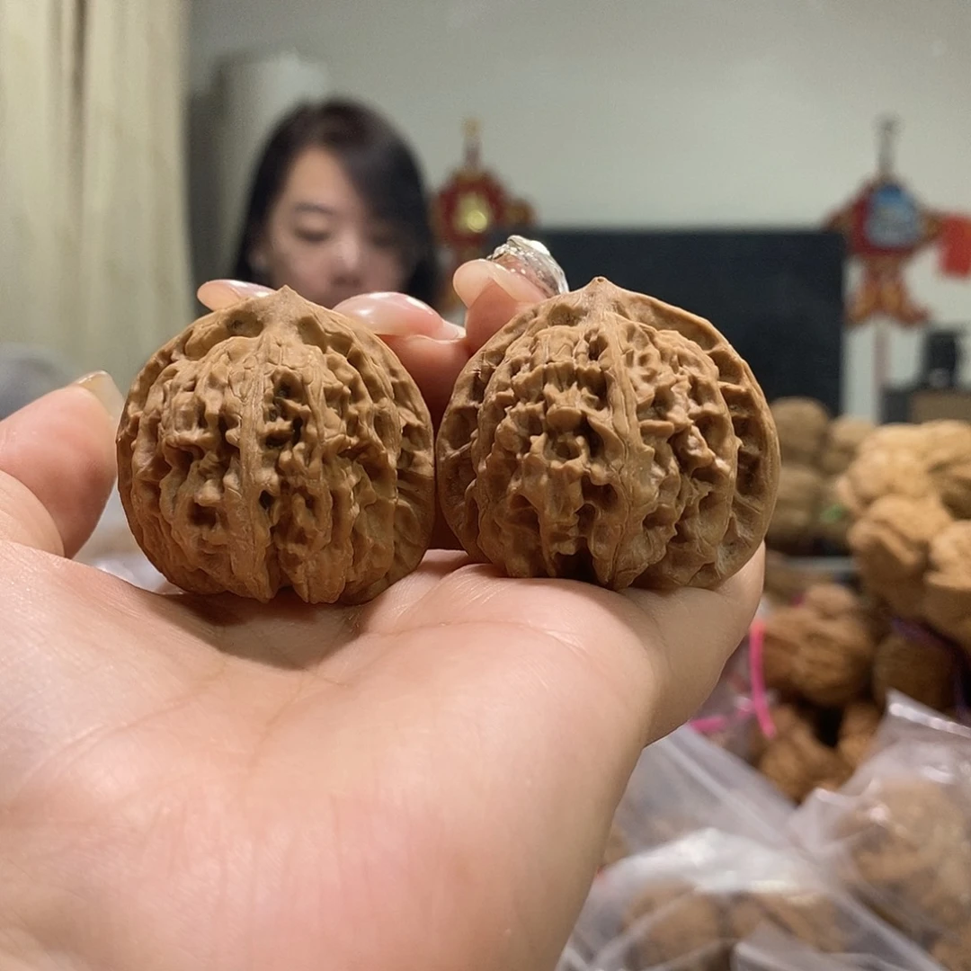 把件文玩核桃39玉麒麟有黄尖