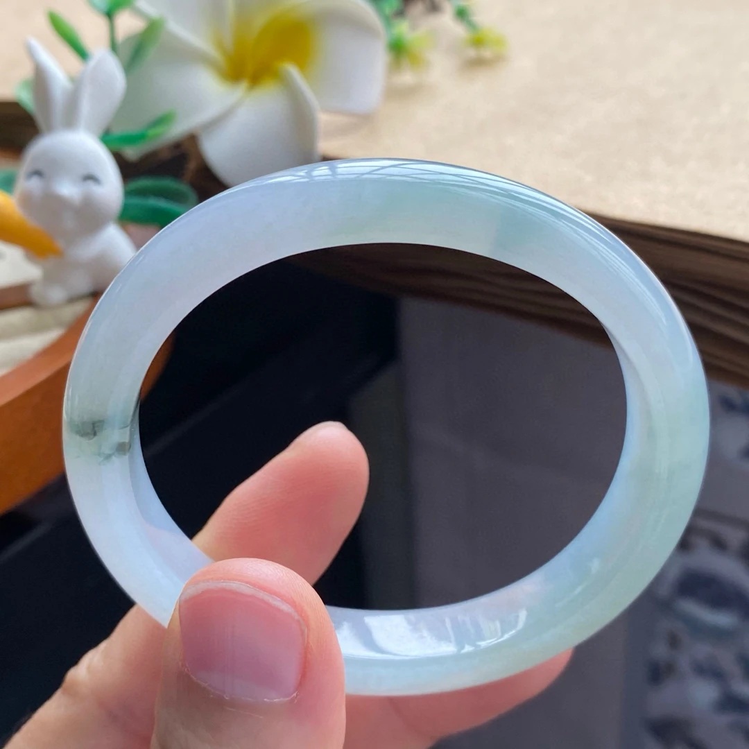 1.1批12543号手镯，55.5-47.5-11.3-7.3贵妃！适合正圈53.5的戴！