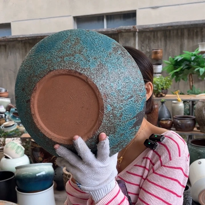 无孔高19 口19。